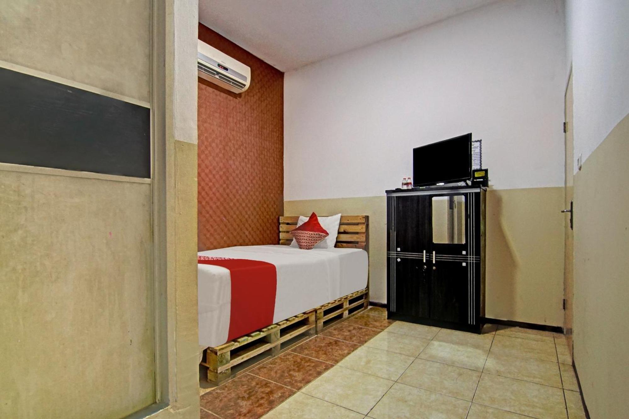Super Oyo 90358 Poris Residence Syariah Tangerang Exteriér fotografie
